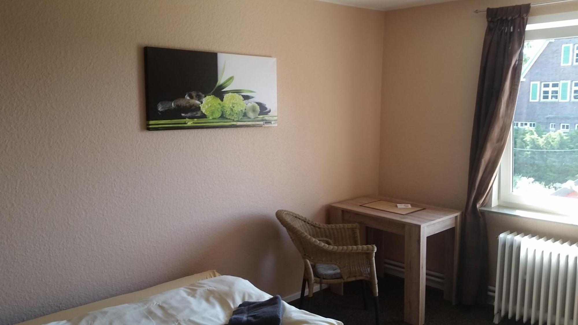 Hotel Deutsches Haus Francop Хамбург Стая снимка