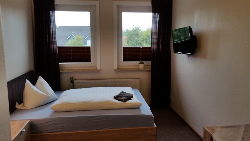 Hotel Deutsches Haus Francop Хамбург Екстериор снимка