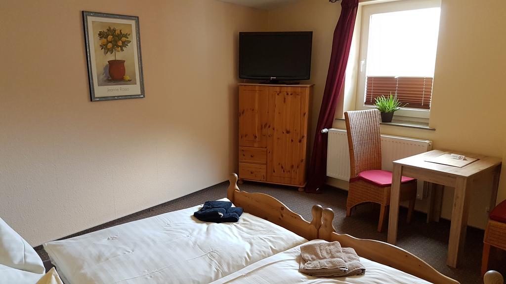 Hotel Deutsches Haus Francop Хамбург Екстериор снимка
